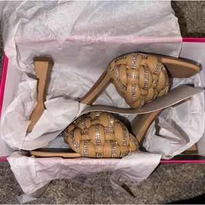 Vince Camuto Heels